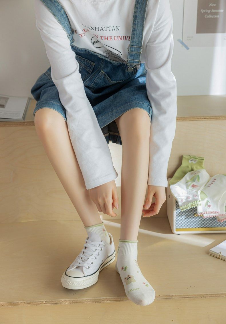 Socks boat socks female green small fresh combed cotton short tube female socks style variety ins wholesale factory 2024 new model