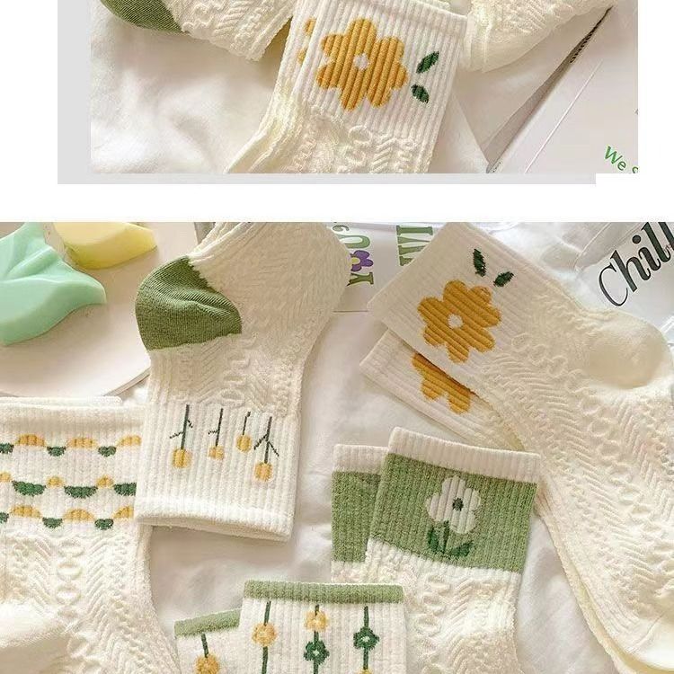 Socks for girls high school tube socks ins tide with Korean version of autumn and winter net red cute preppy style ladies white stockings