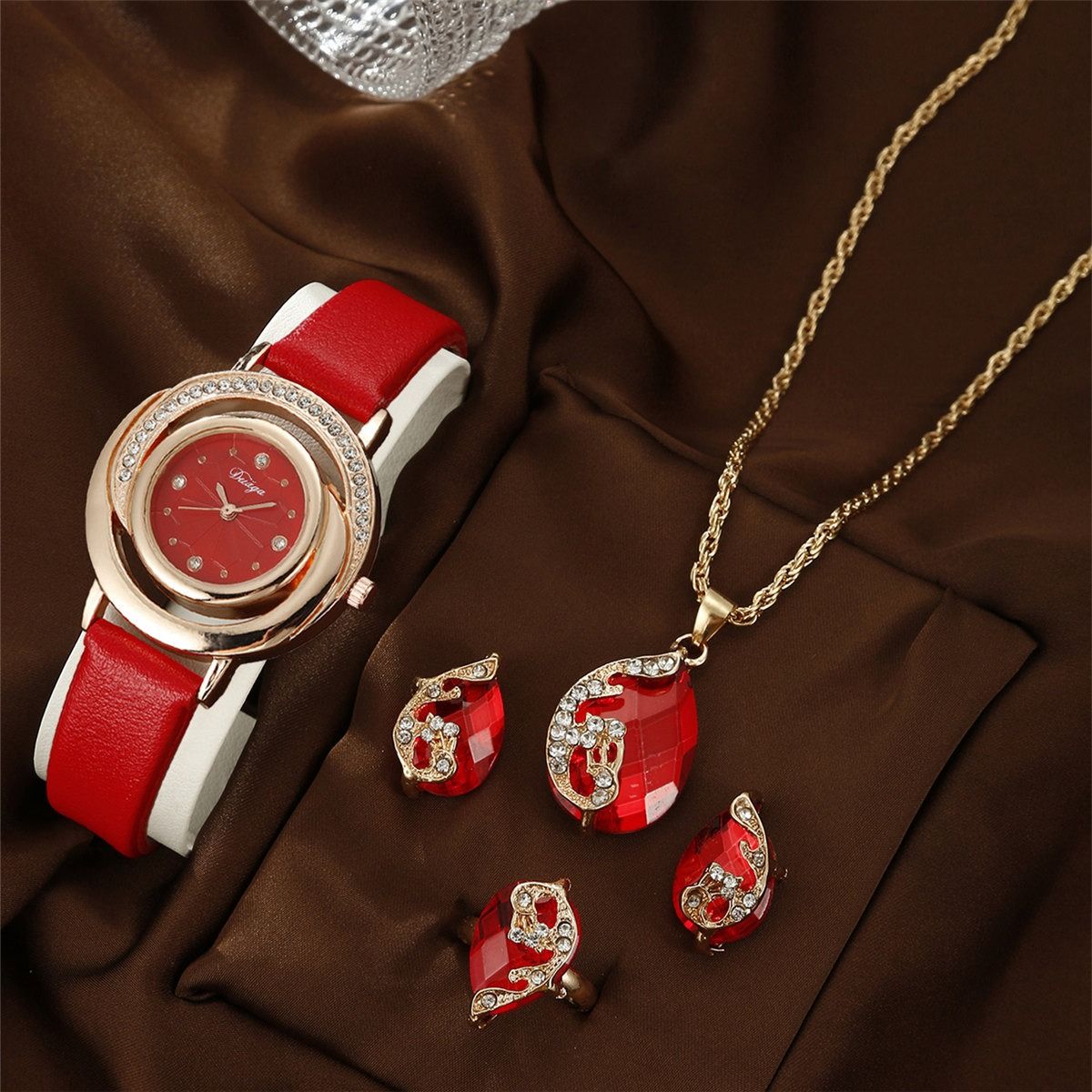 2024 Africa New Simple Women's Watch Set with Diamond Light Luxury Belt Quartz Watch Women's Ring Earrings Necklace Set Lovers' Ladies Leisure Metal Watches+ Girlfriends Wife's Gift