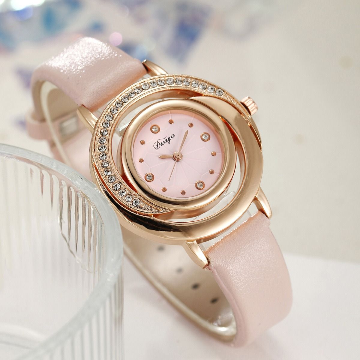 2024 Africa New Simple Women's Watch Set with Diamond Light Luxury Belt Quartz Watch Women's Ring Earrings Necklace Set Lovers' Ladies Leisure Metal Watches+ Girlfriends Wife's Gift