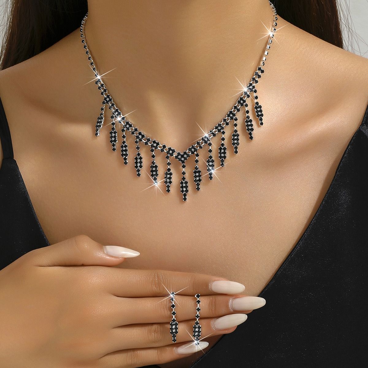 African cross-border bride Black fashion commuter luxury evening dress necklace earrings set Wedding ladies personality fashion set chain