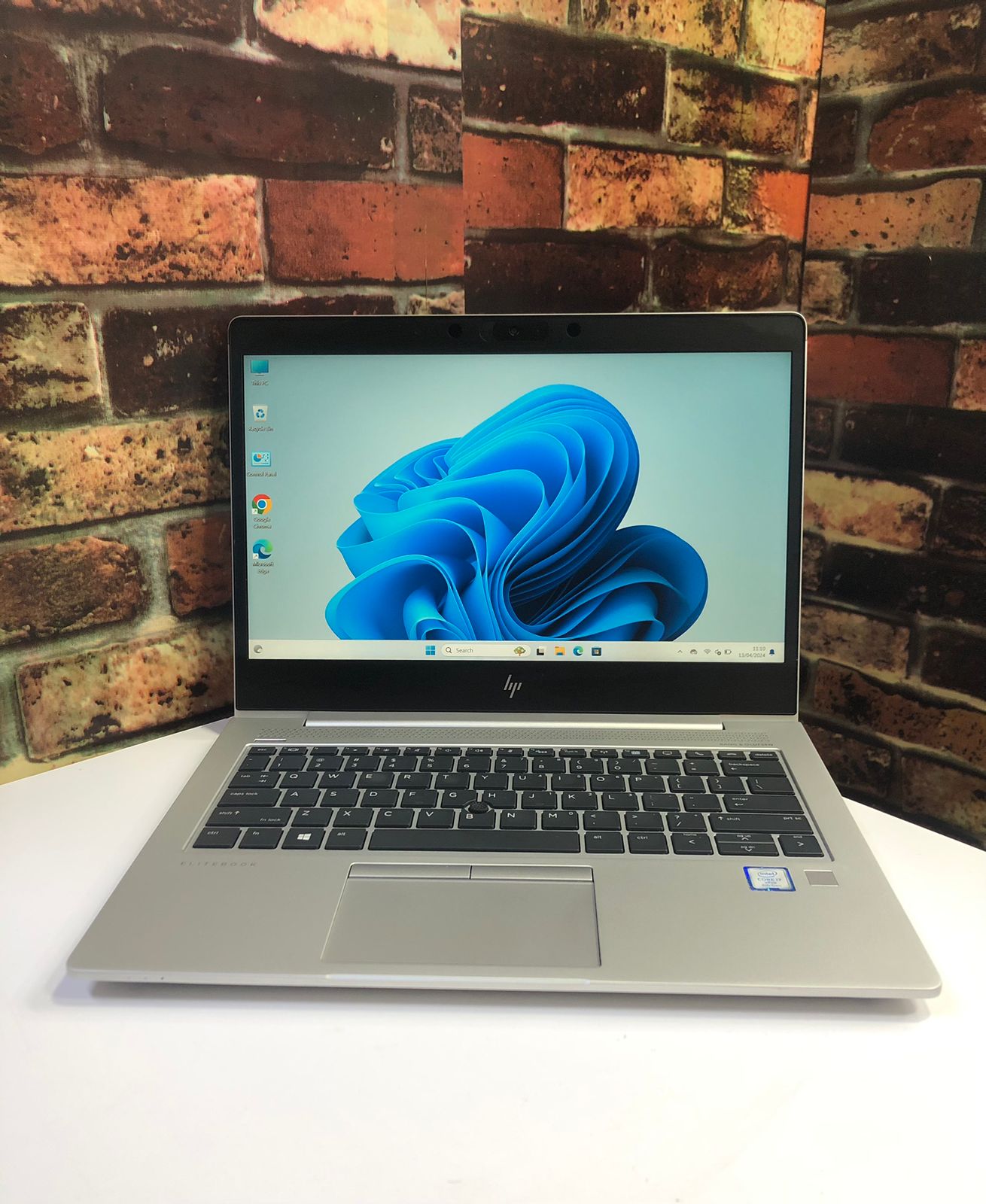 Hp Elitebook 830 Laptop  G5 inteli5  8th Generation8GB RAM  256 GB SSD  13.3"screen(1920x1080)