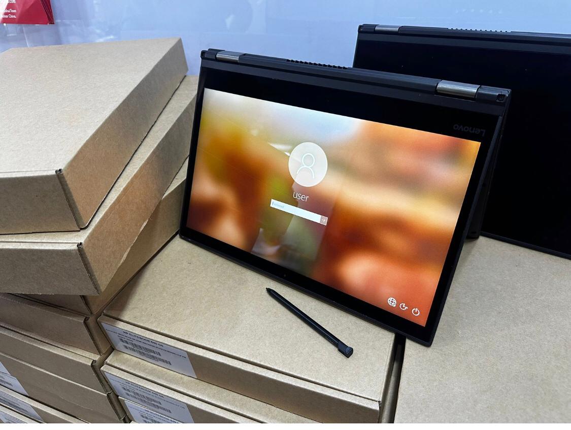 Lenovo ThinkPad X380 Yoga Core i5 8th Gen 8GB RAM 256GB SSD 13.3″ Touchscreen Display Bluetooth WiFi Webcam HDMI