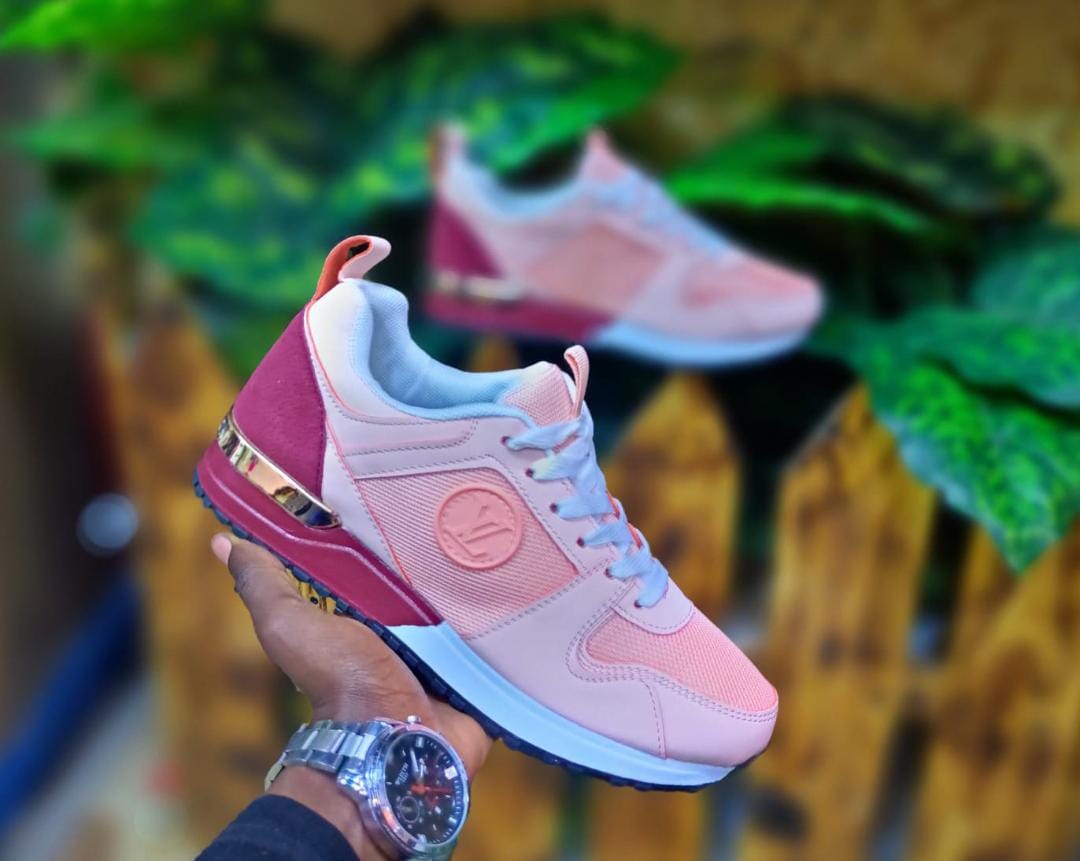 Discount LUIS vuitton ladies sneakers