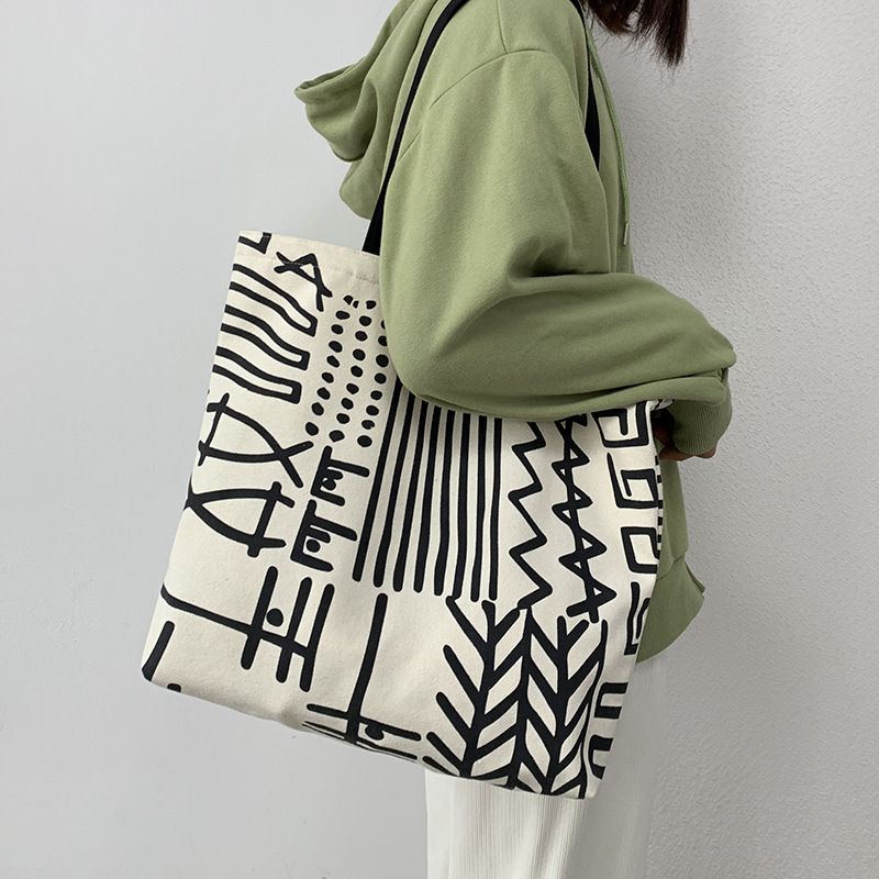 Niche Design Fashion Canvas Bag FBK Delivery Fast  Student Shopping Fresh Zipper Tote Bag Casual Simple Graffiti