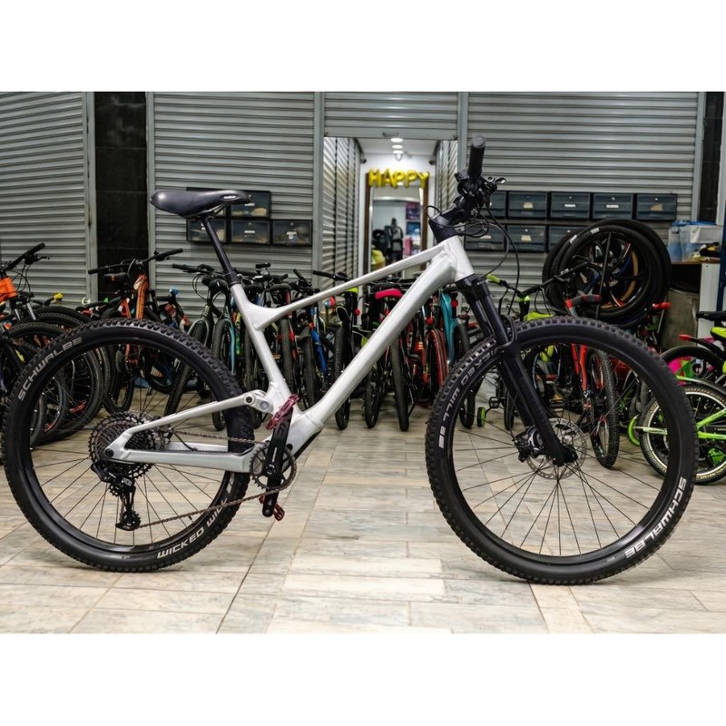 Scott Spark 970 Full Suspension Mountain Bike – SRAM Eagle 12-Speed Trail Bicycle