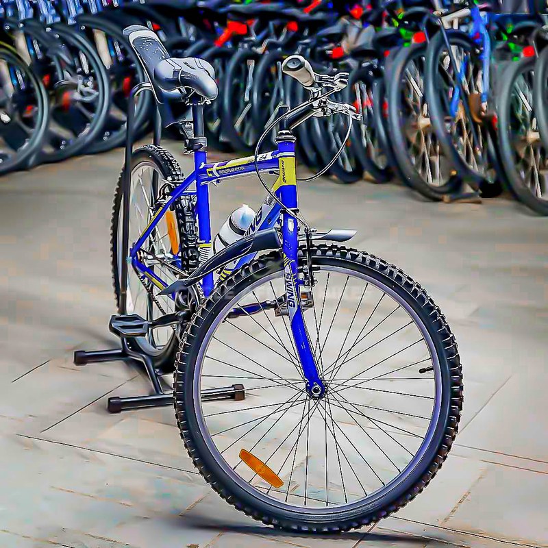 Swing 24-Inch Children's Bike with Suspension Fork - Blue
