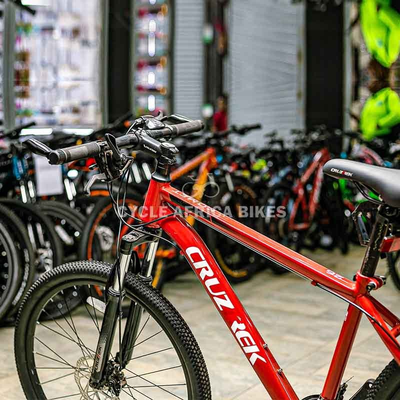 CRUZTREK KOMET 26-Inch Steel Mountain Bike with Suspension Fork Red
