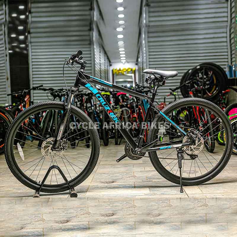 CruzTrek 29 Komendo Aluminum Black Bicycle with Shimano Groupset