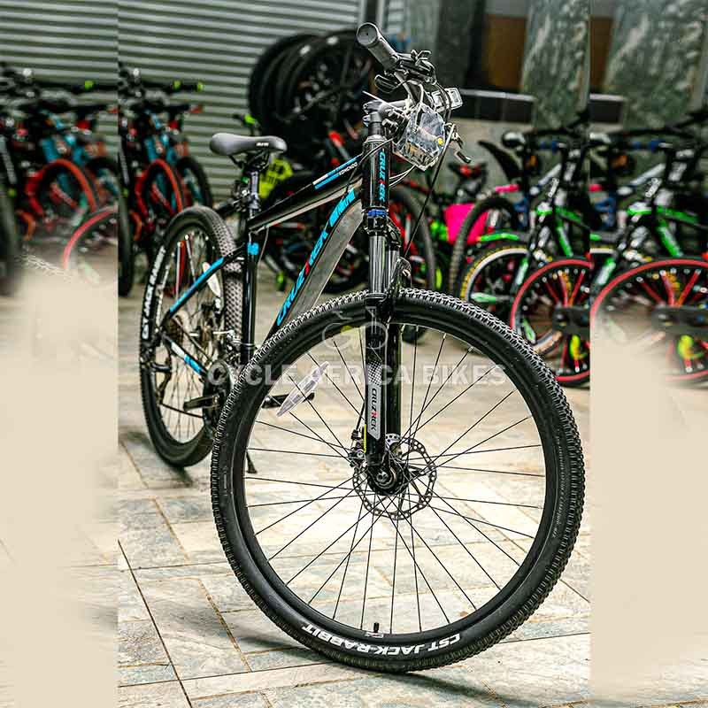Cruztrek Komendo Mountain Bike 27.5-Inch with Shimano Gears