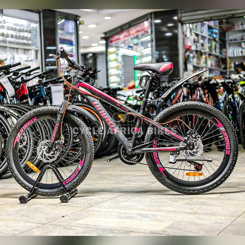 Unirox Mountain Bike 24-Inch with 21-Speed Drivetrain for Kids