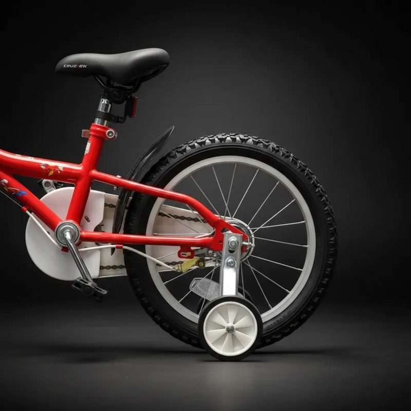 Cruztrek 16-Inch Kids Bike with Steel Frame