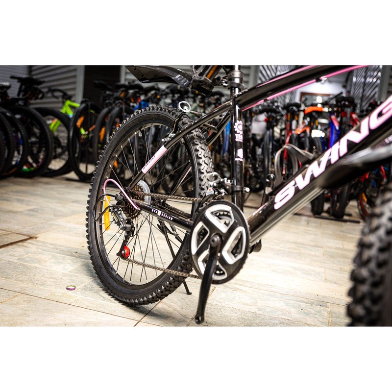 GT Swing Mountain Bike 24-Inch with Dual Disc Brakes