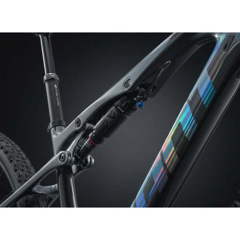 Giant Anthem Advanced SL Mountain Bike with 120mm Suspension