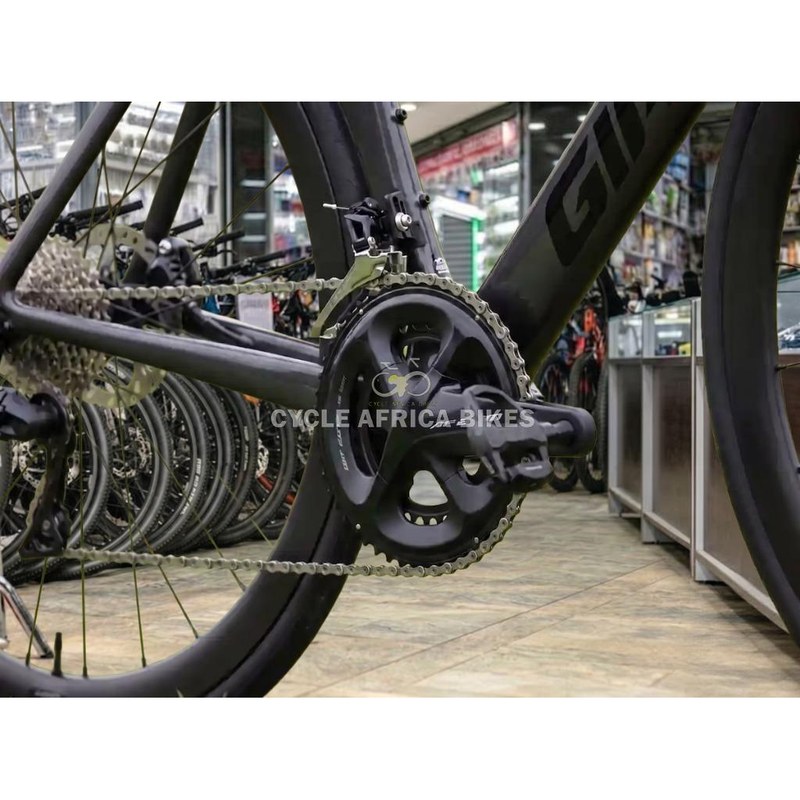 Propel Advanced 2 Disc Road Bike with Aerodynamic Composite Frame
