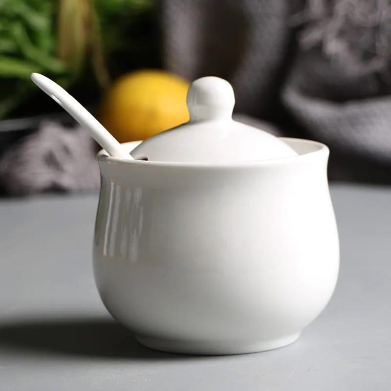 Ceramic Sugar Bowl sugar bowl comes with its own lid.