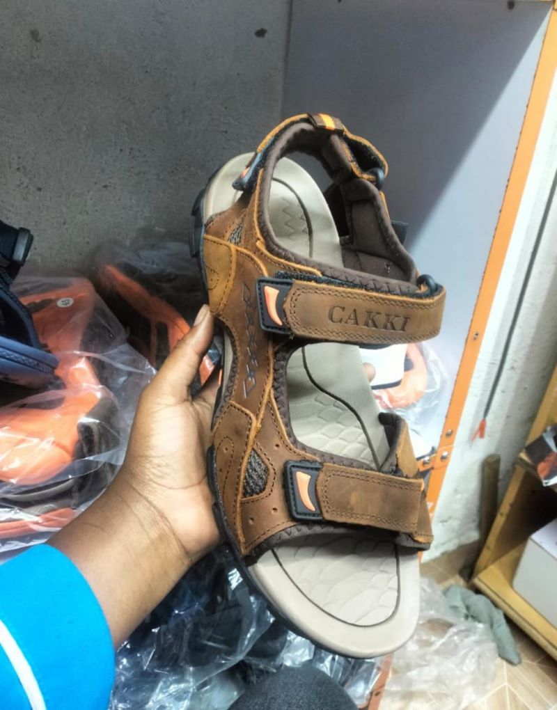 Quality Designer Leather Cakki Men's Open Shoes Men's Shoes  Sandals