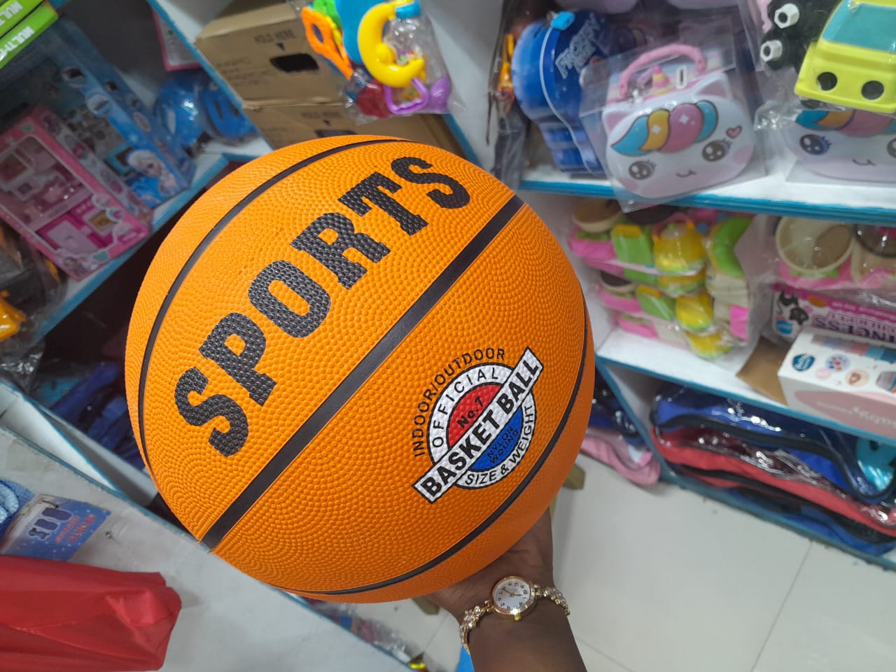 Basketball available New and of high quality & Durable basketball ball and practical top Sales Item

Durable and really easy to use

Also perfect for outdoor activities like family fun games,