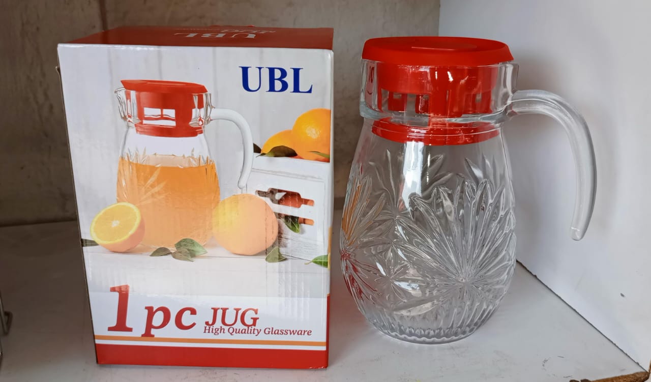 water jug is made of crystal material and is transparent. High Quality Juice, Water Serving Glass Jugs-Water Jug colorless