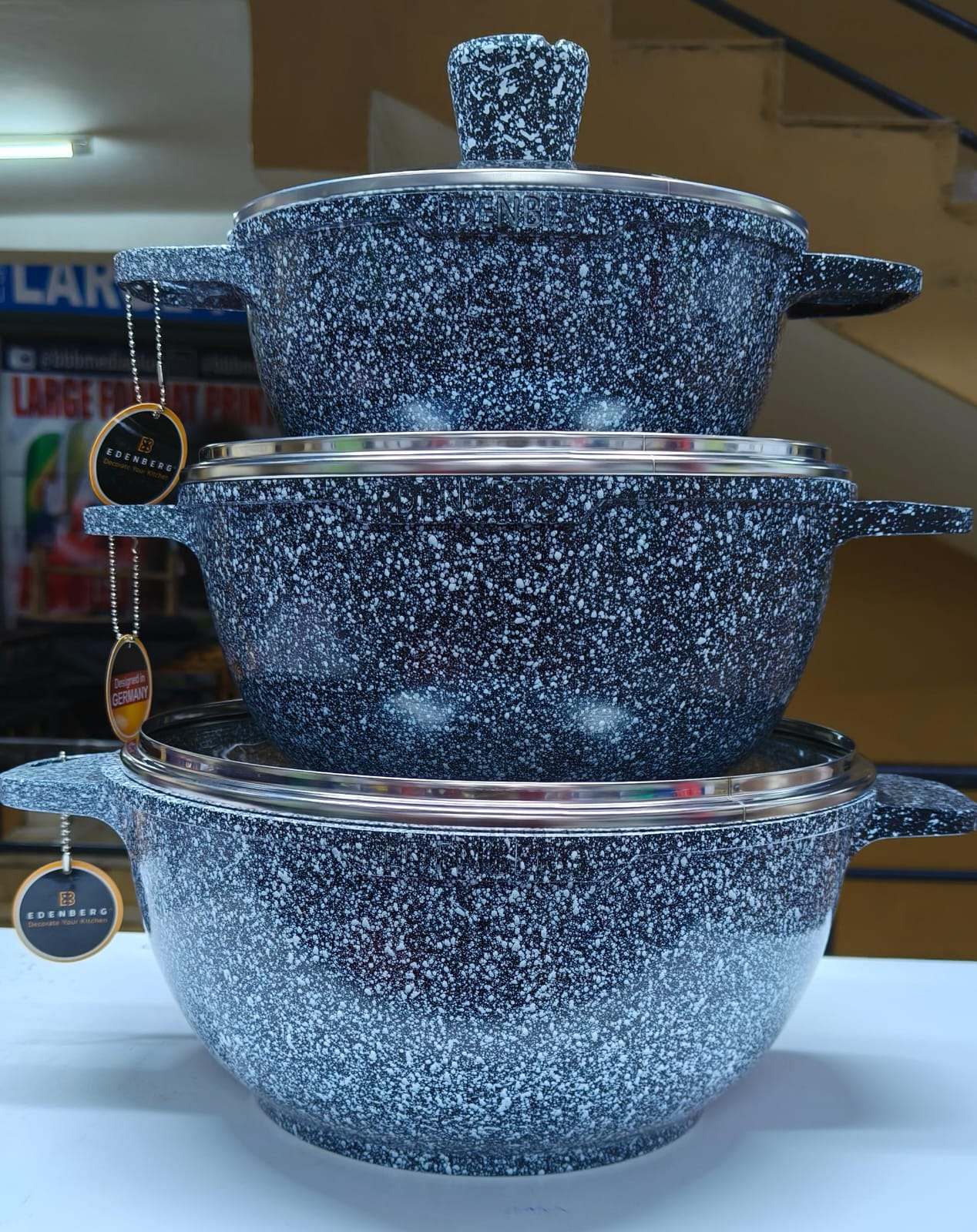 EB 3985 3pcs Casserole Heat resistant Nice Dinner Food serving dish with glass lid. Keep your food containers organized and centrally located with this Food Storage Set.