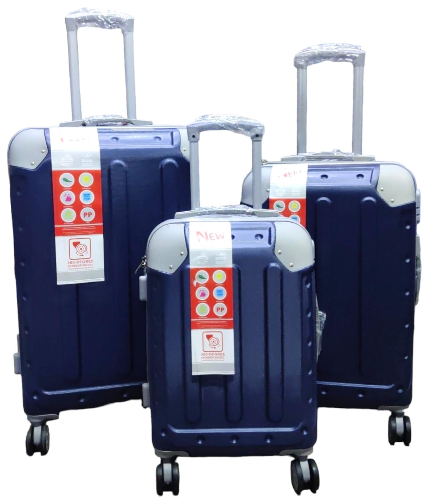 3 in 1 traveling bag suitcase  Stylish Durable Affordable Spacious QualityFibre Travelling SuitcaseStylish travel . size 26