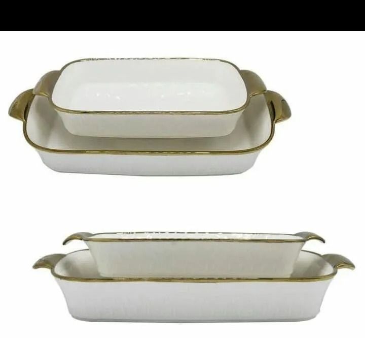Baking tray gold ringEasy to use and clean, a good helper for baking cake in kitchen.
Made of high carbon steel for longevity, durability and easy to clean.