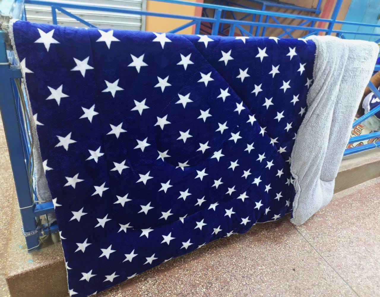 Woolen duvet  Blanket Warm Quality Cosy Duvet  Luxurious Heavy Woolen Duvets