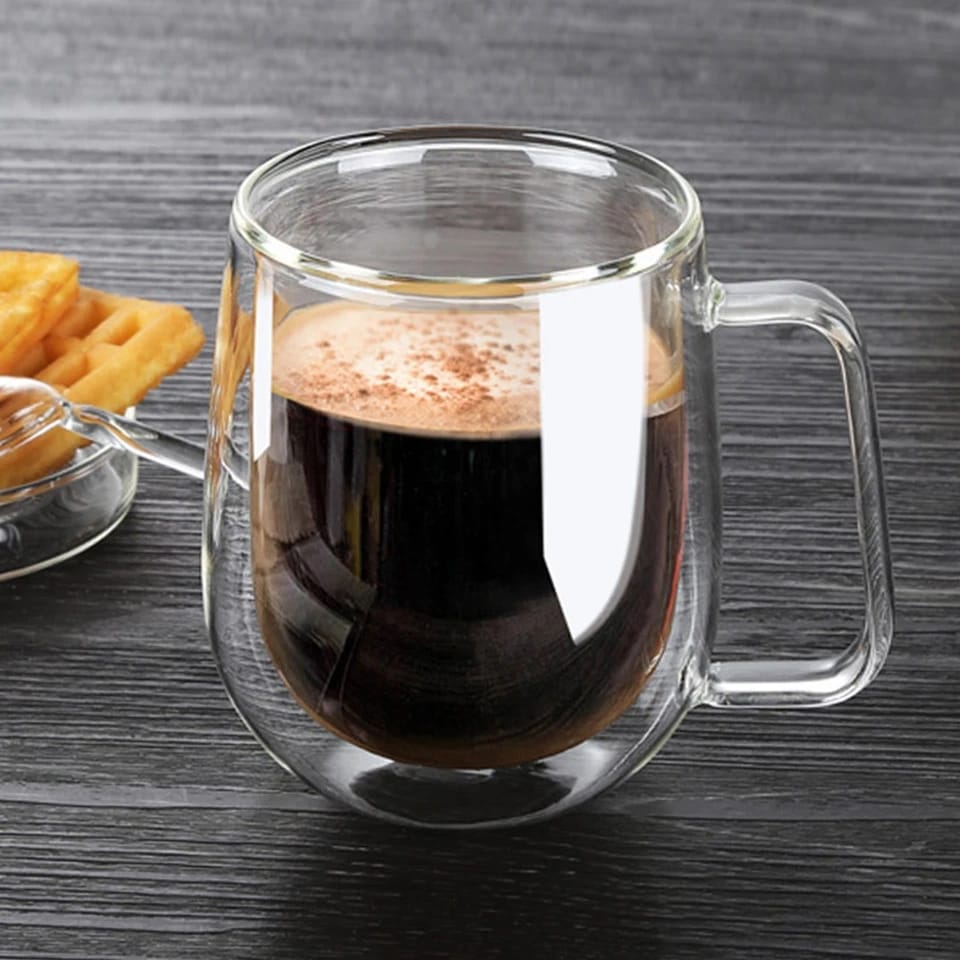 Double wall mug Double wall heat resistant glass insulation cup, safe to use.
Comfortable handle design, convenient for use.
Nice for juice, tea, milk, water and so on.
Easy to use
Exquisite Workmansh