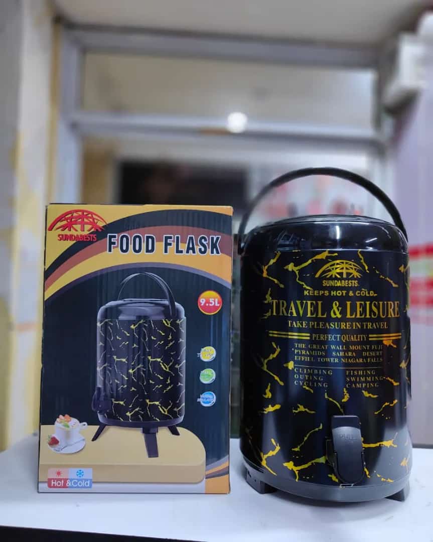 NEW IN MARcontents: 1 - Piece Stellar Water Jug (10 liters)
HOT & COLD Water Jug With Airtight Lid & Leak-Proof Tap I Airtight Prevents Spilling BevKET AFFORDABLE BEAUTIFUL FOOD/TEA/WATER FLASK 9.5L.