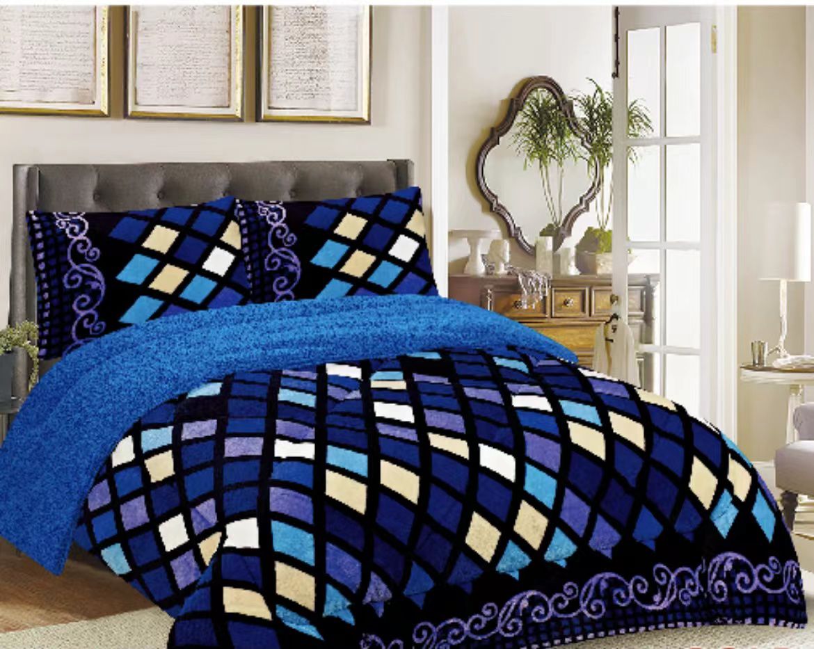 ANNIVERSARY DEALS BEST PRICES ONLY KSH 2499 ONLY. Fashion 6 By 6 Woolen Warm TC  Soft Blanket-Single Ply Bed Cover.