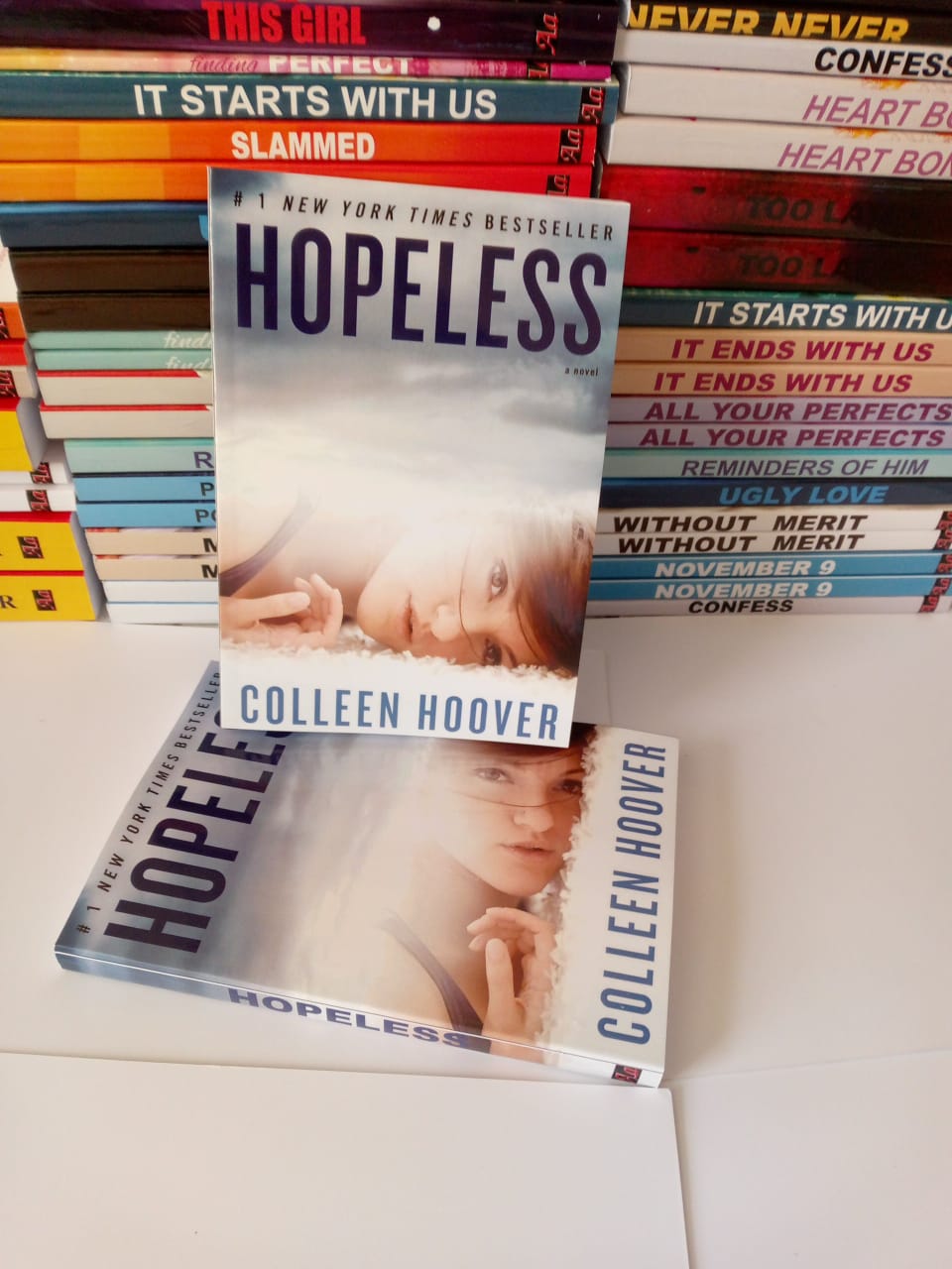 Hopeless by Colleen Hoover (Author)