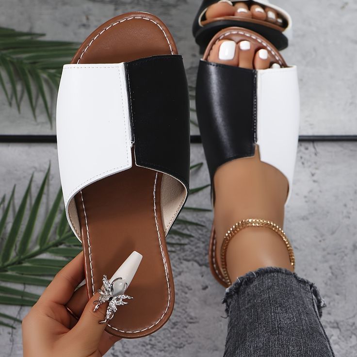 Pure leather ladies sandals from size 35 to 45 , unique affordable, stylish( CHECK SIZE CHART IF NOT SURE) BIG FITTING