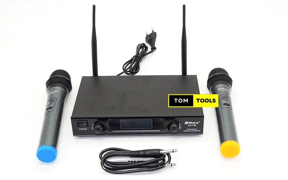 MAX DH-769 150 Meter Professional Dual Channel Uhf Wireless Microphone System
