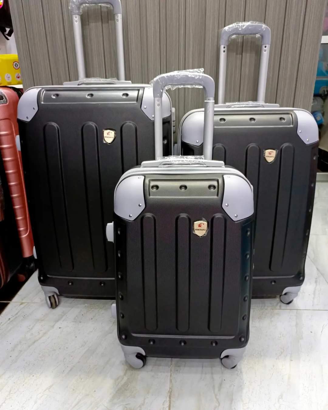3in1 Luxurious Fibre Suitcase