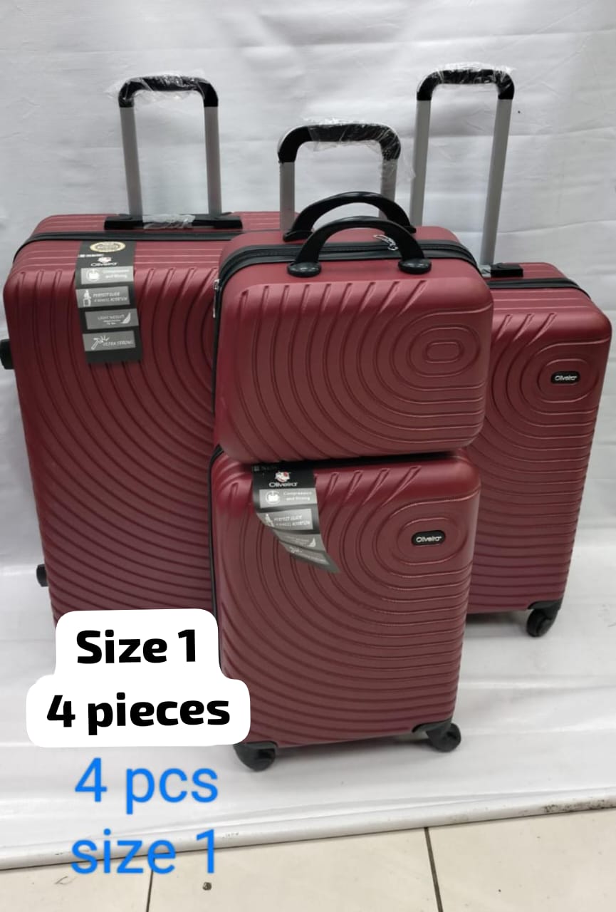(BEST DEALS) 4 In 1 Suitcase Newest Design.Stylish travel suitcase made from durable fibre 
Comes with a set of 360-degree wheels for convenient movement
Large and spacious enough for your belongings