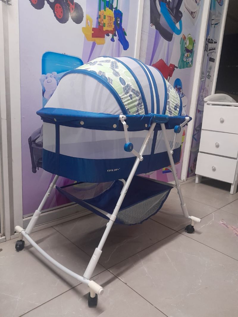 RESTOCKED Metal Baby Crib/ Baby Bassinet With Canopy And Zipper