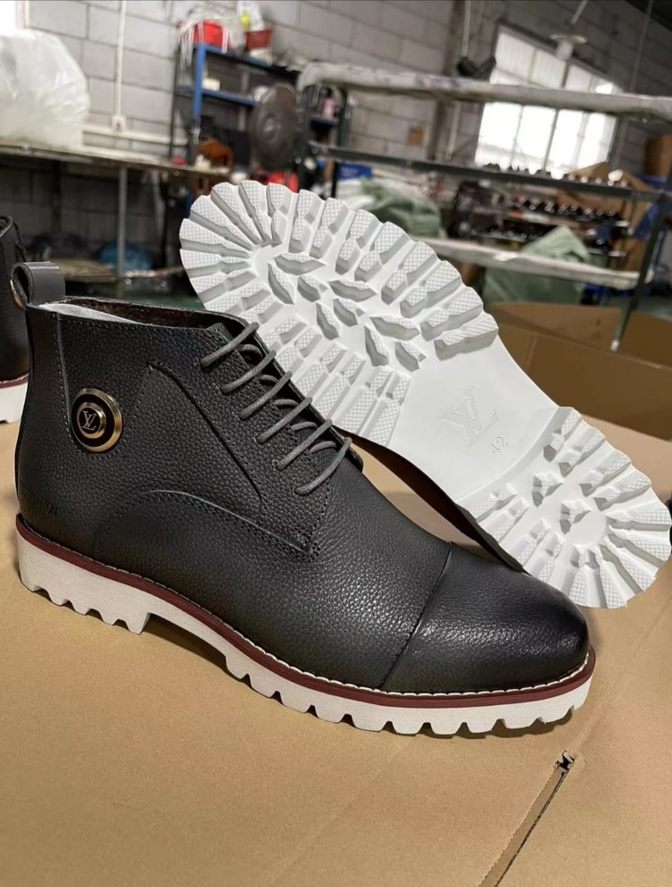 HIGH-QUALITY LOUIS VUITTON BOOTS, COMFORTABLE CLASSY BOOTS, FASHIONABLE, OFFICIAL AND CASUAL SHOES