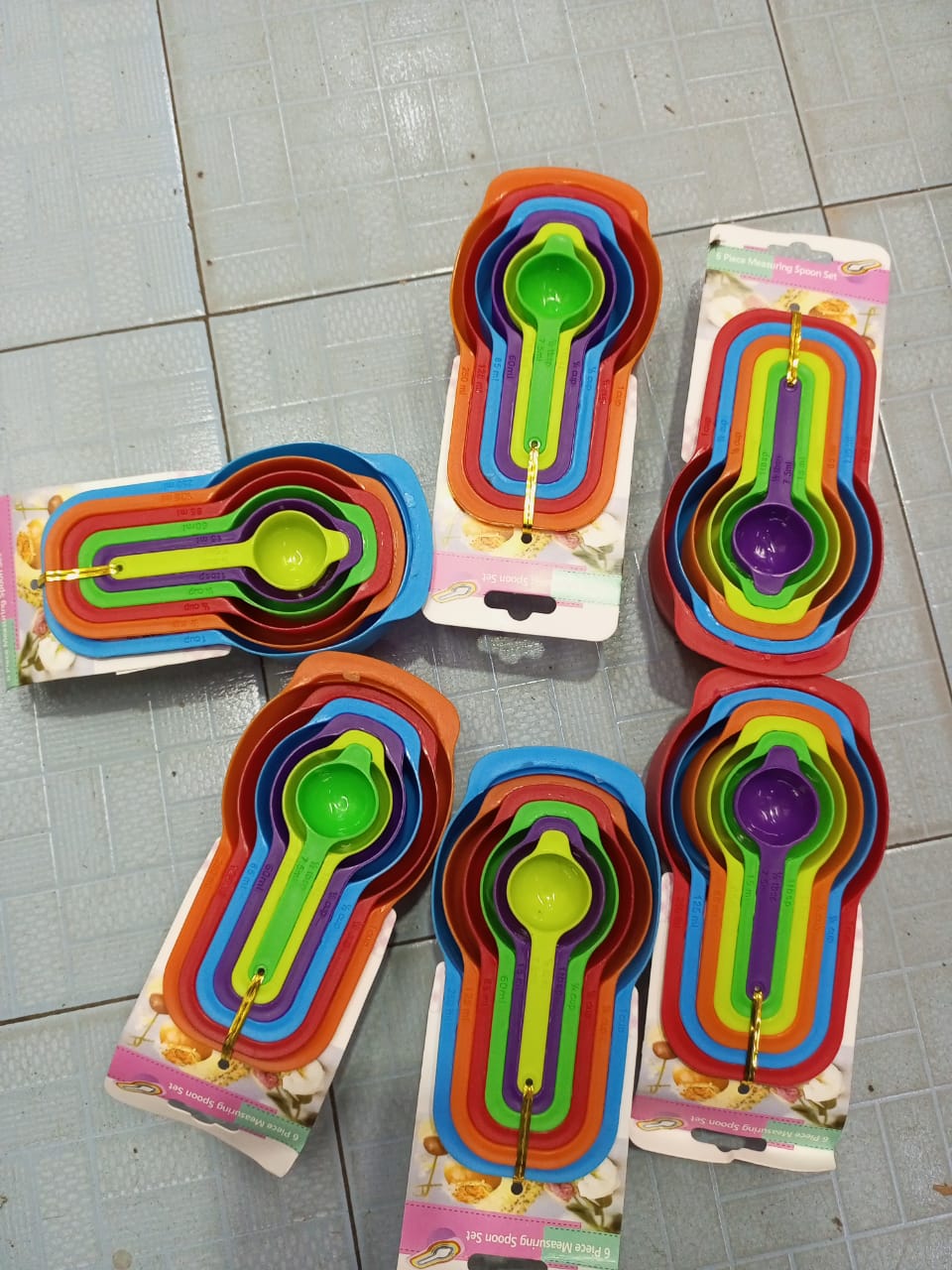 Measuring cups