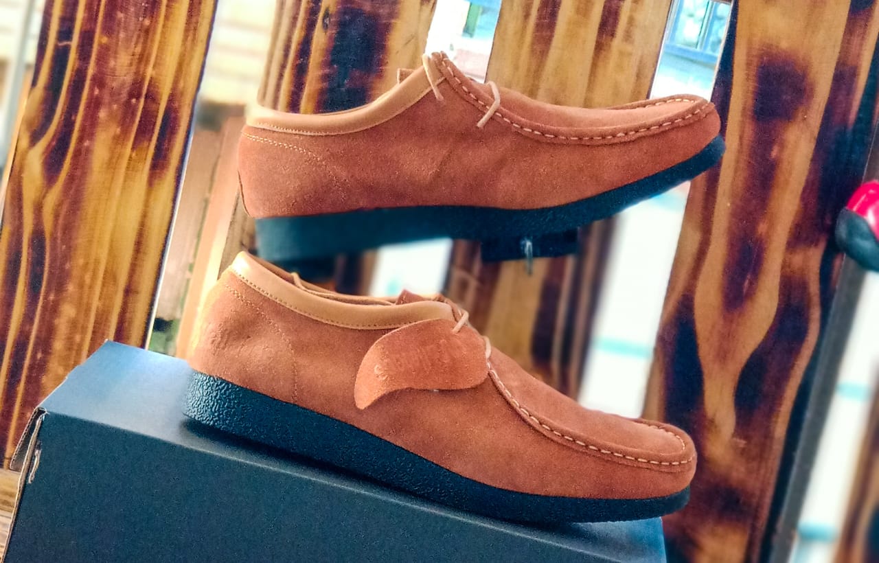 Quality Design Suede Clarks Men's Wallabee Shoes