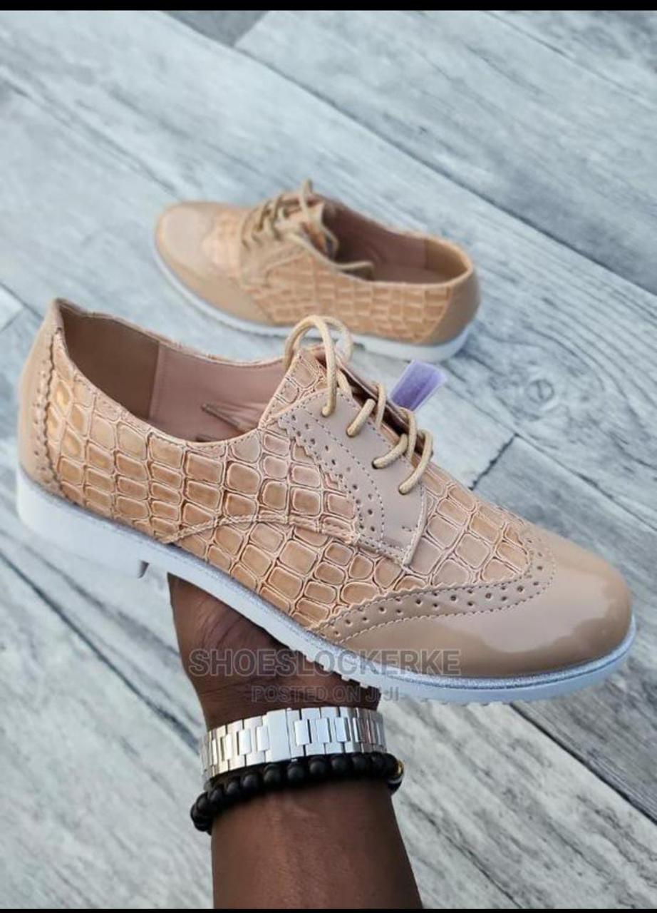 High Quality Design White Sole Brogues Women Fashion Shoes