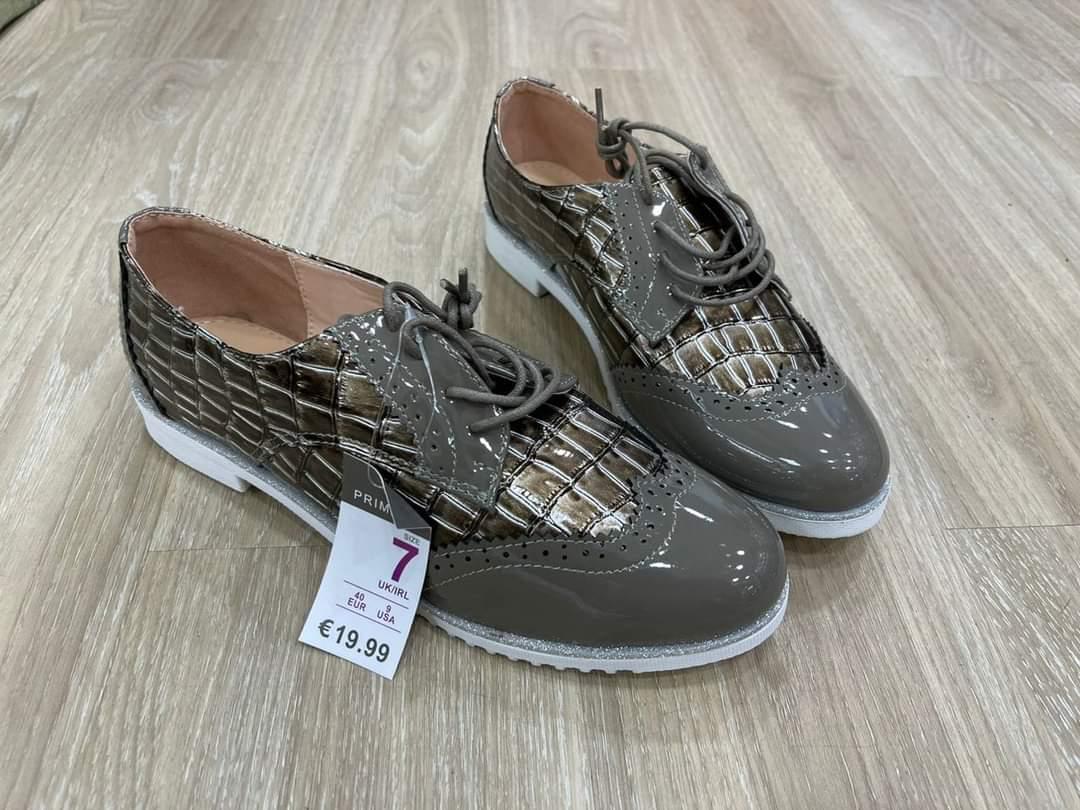 High Quality Design White Sole Brogues Women Fashion Shoes