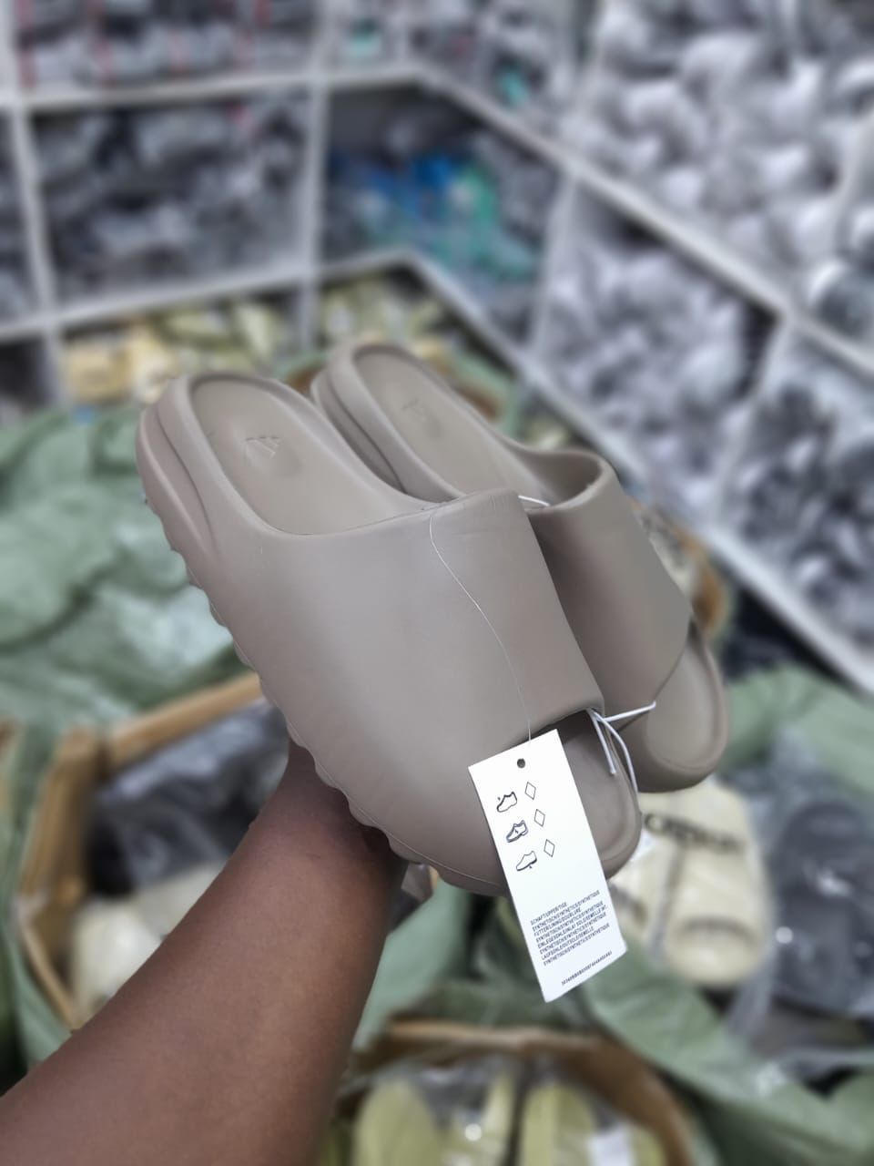 High Quality Design Comfortable Men's Yeezy Slides Fashion Sandals