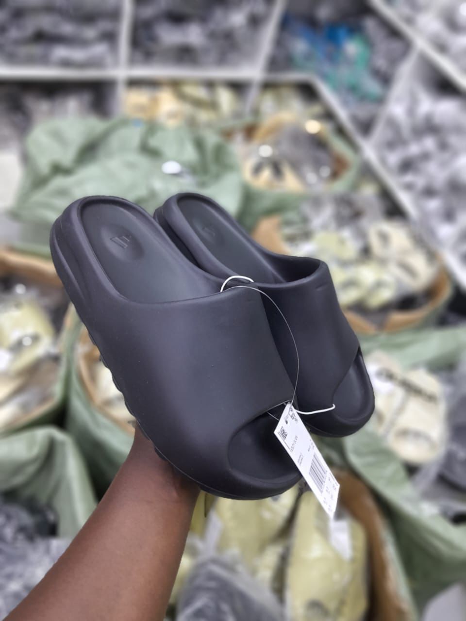 High Quality Design Comfortable Men's Yeezy Slides Fashion Sandals