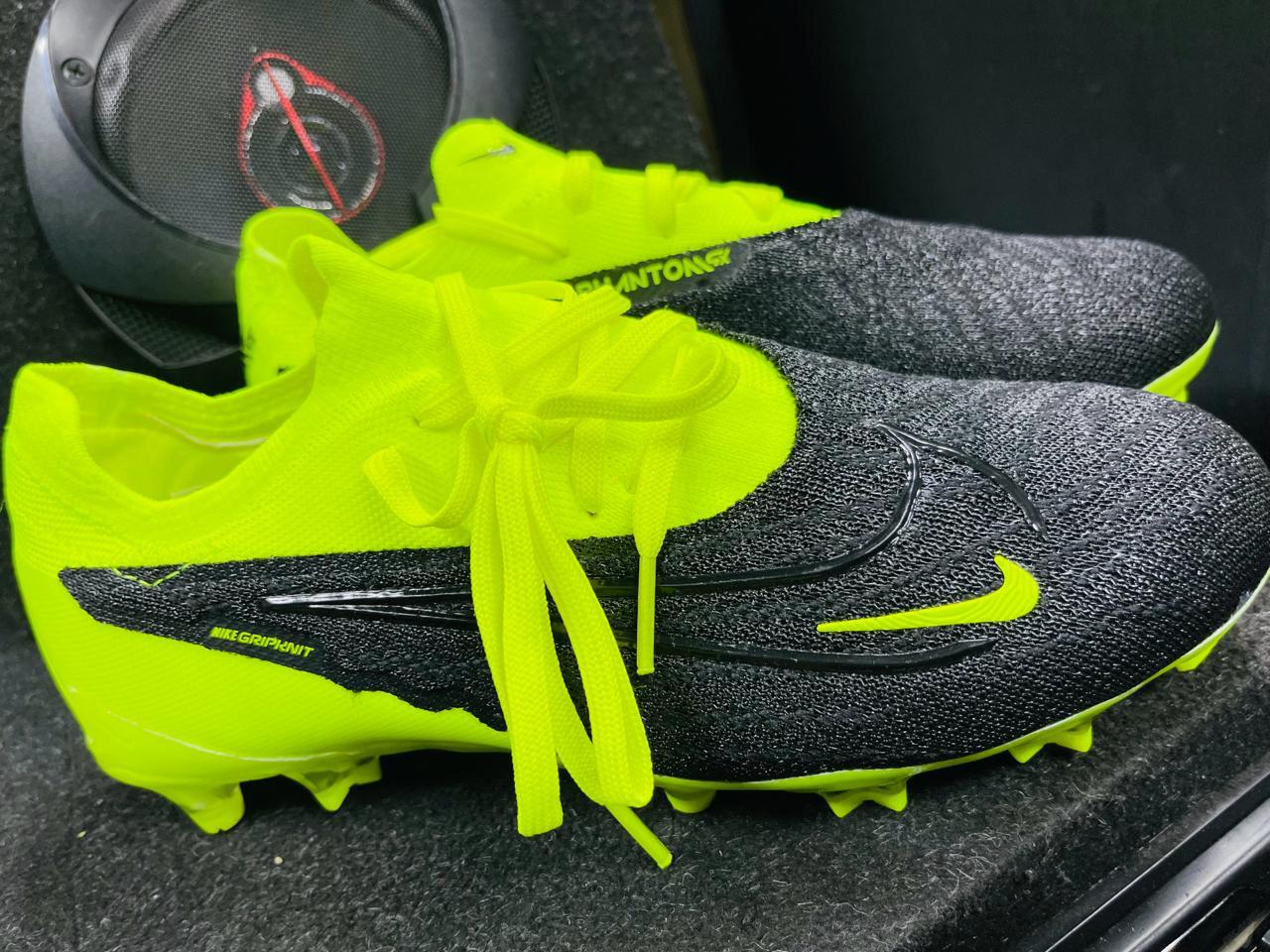 Phantom Football & Rugby Shoes, Men Outdoor Spike Football Boots
