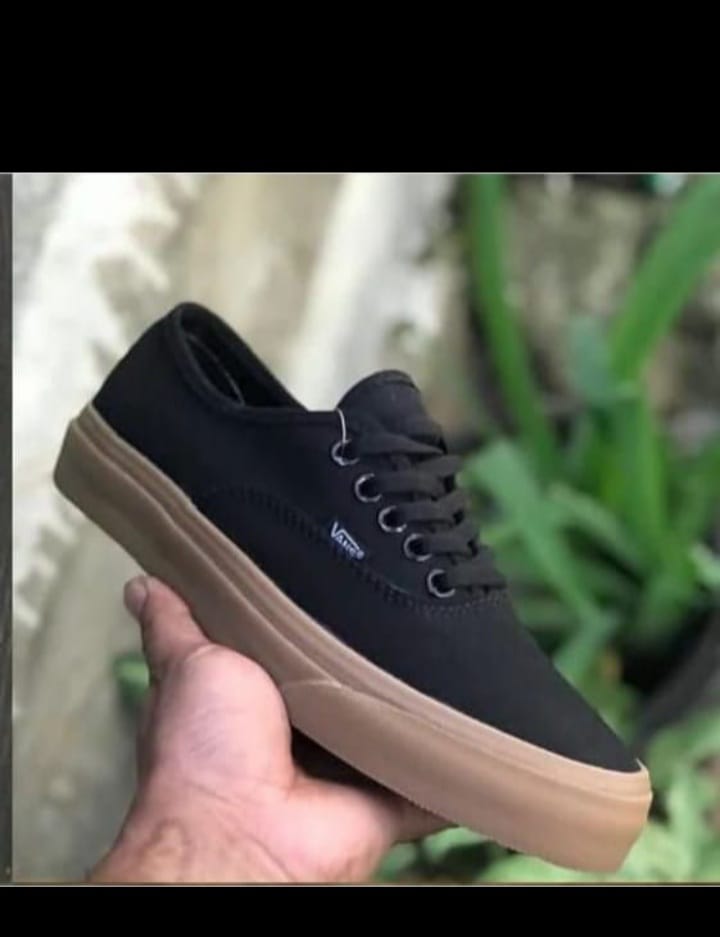 Vans Off The Wall Sneakers – Unisex Classic Skate Shoes – Stylish & Comfortable Casual Wear