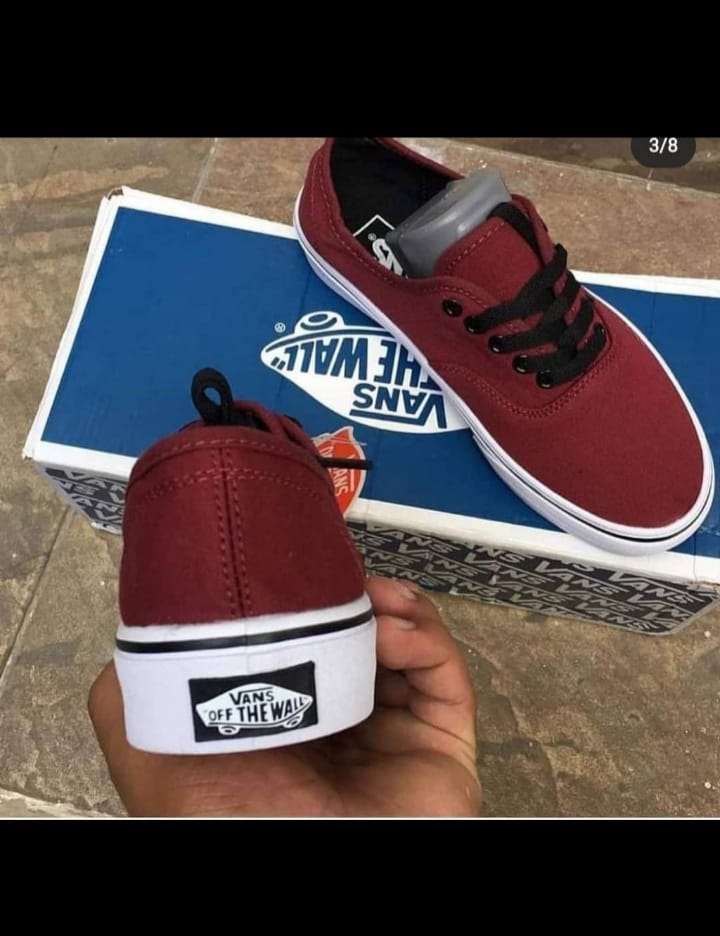 Vans Off The Wall Sneakers – Unisex Classic Skate Shoes – Stylish & Comfortable Casual Wear