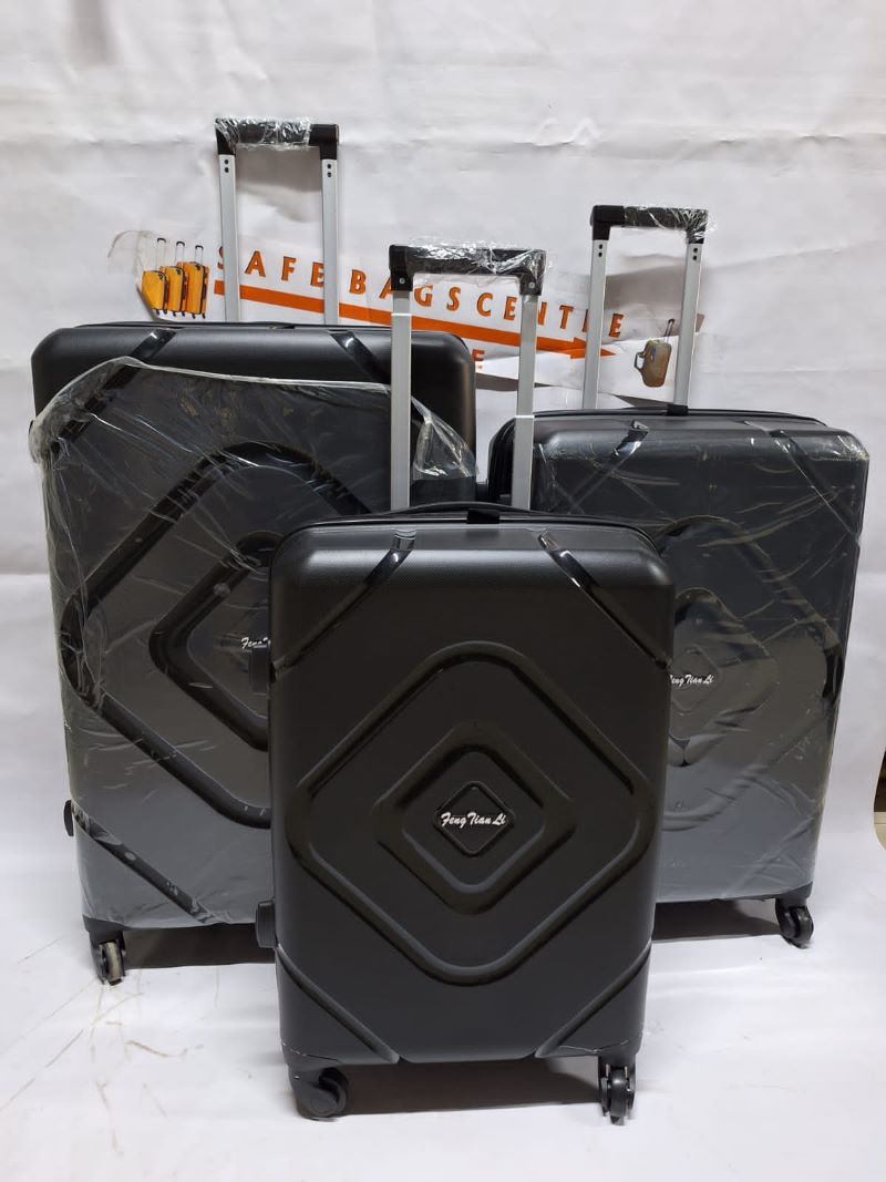 RESTOCKED QUALITY 3 in1 Luxurious Fibre Suitcase Travel Bag 3pcs Good Quality Luggage Bag (Size 20, 22, 26 Inches)