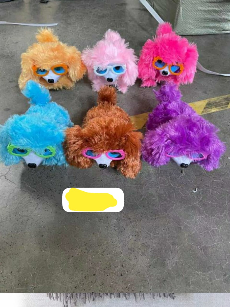 Teddy Bear Toy For Girl Children.This plush toy has cute appearance, which is ideally used as a gift for your friends and families. And it is skin-friendly, ensures the safety of your kid when playing