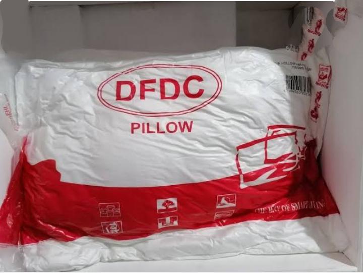 In stock compressed bed pillowsfibre weight ; 750 gramscompressed fibre pillow best and reliablequality itcis durable convenient and elegsntcfor home and commercial use