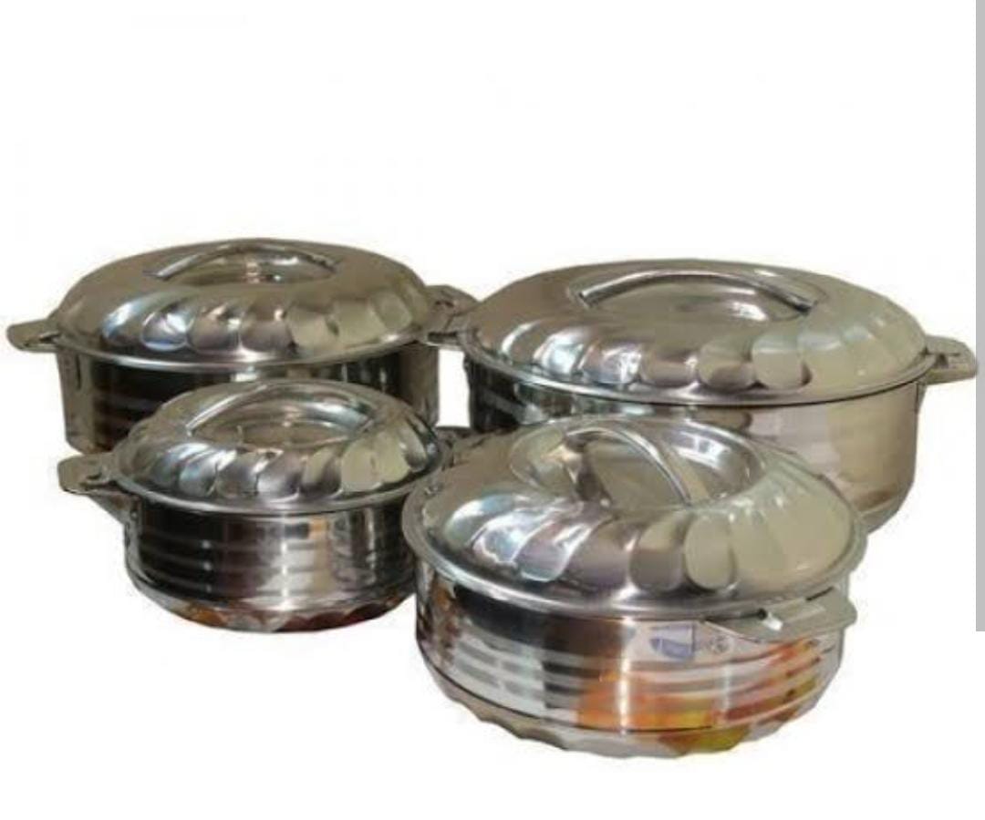 HOTPOTS Signature 4PCS Hot Pots Set Serving Dishes Insulated Stainless Steel EASY TO WASH THEY ARE A GOOD QUALITY TO USE AT HOMEThe sets are all you need to create your own personal home buffet for yo